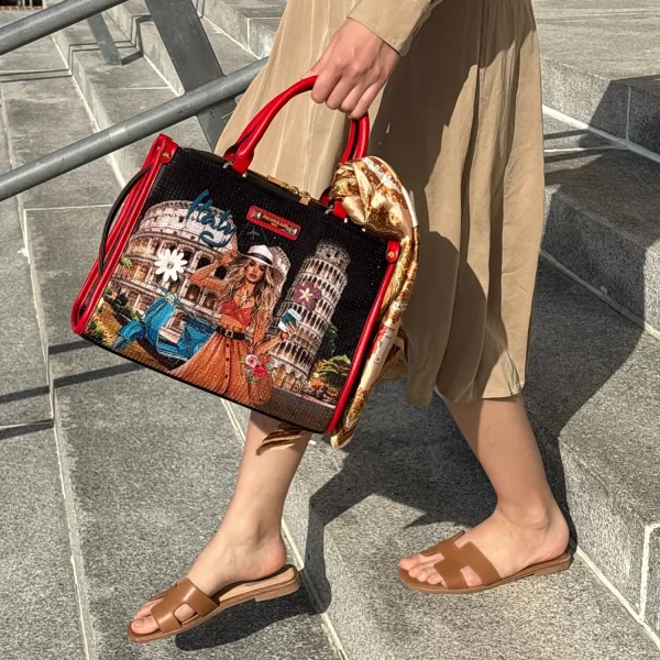 MTI17215 MARTHA TRAVELS ITALY - Image 18
